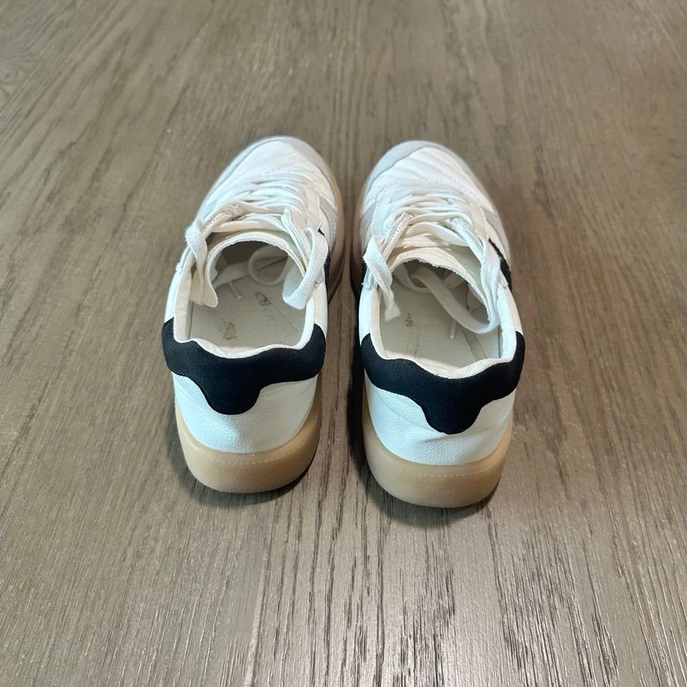 MIA Leather Retro Sneakers Size 6.5 White/Black Gum Sole - Picture 4 of 10